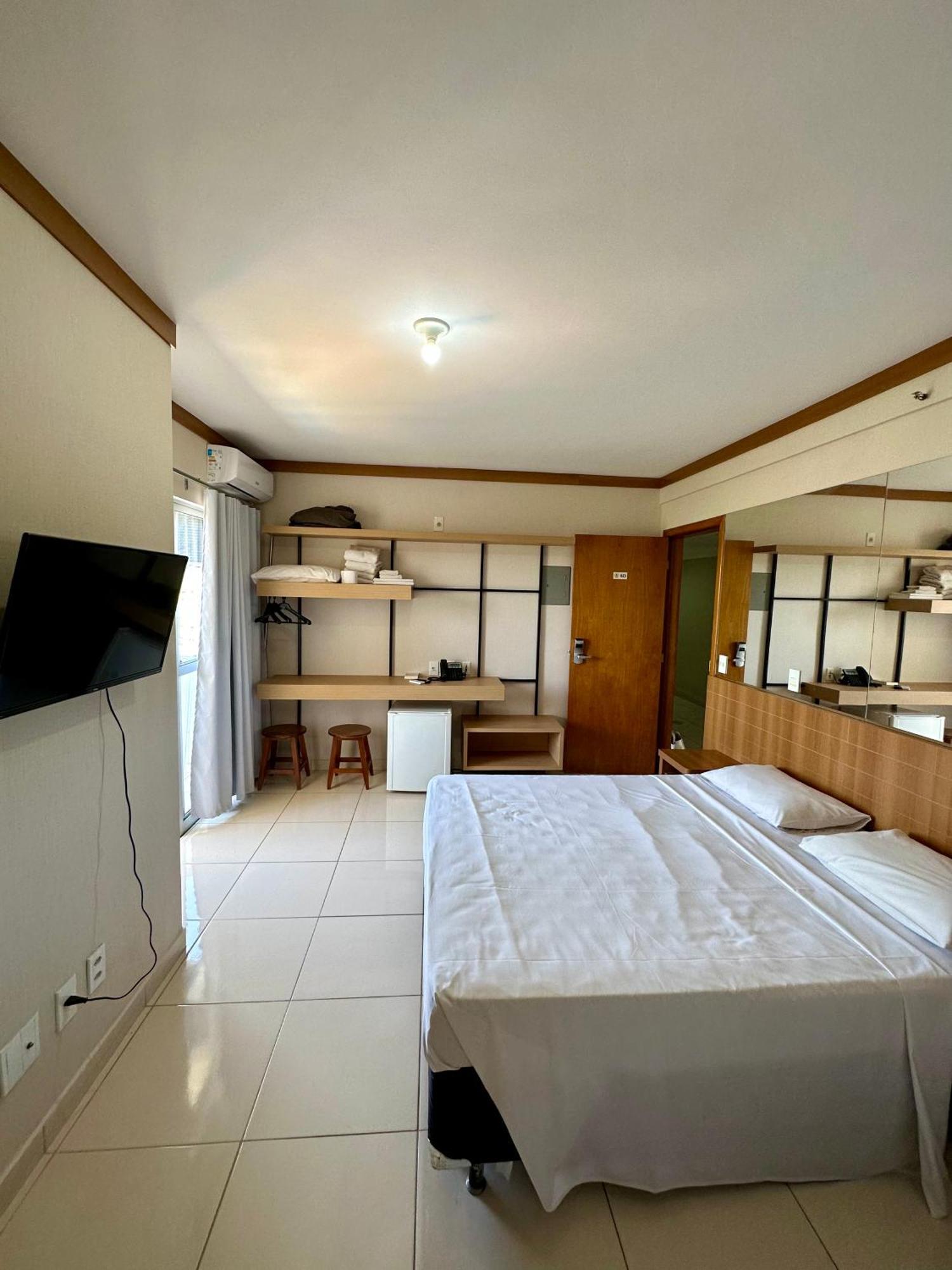Suite Caldas Novas - Golden Dolphin Grand Hotel Екстериор снимка